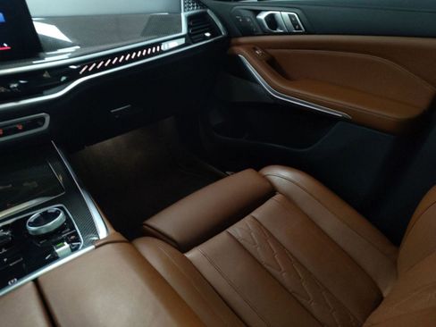 Certified 2023 BMW X7 M60i w/ Executive Package image 26