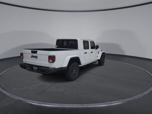 New 2026 Jeep Gladiator Sport AWD/4WD image 13