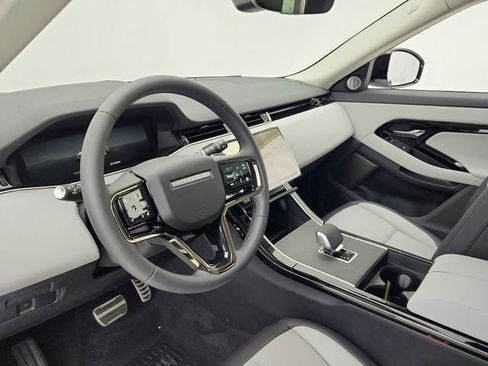 New 2025 Land Rover Range Rover Evoque Dynamic SE image 24