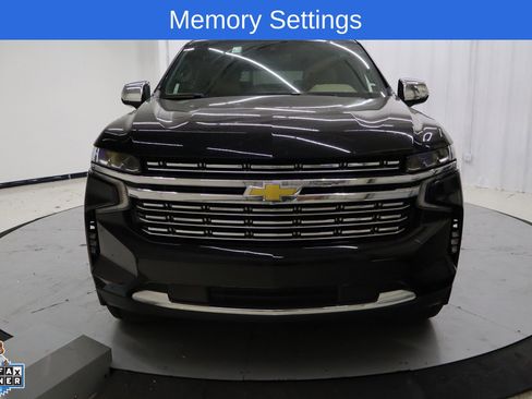 Used 2024 Chevrolet Suburban Premier RWD image 5