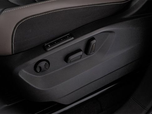 Used 2021 Volkswagen Atlas SEL Premium image 36