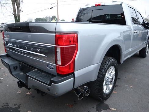 Used 2022 Ford F350 Platinum image 5