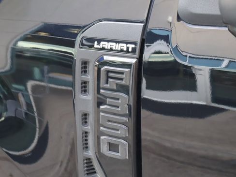 Used 2023 Ford F350 Lariat w/ Lariat Ultimate Package image 38