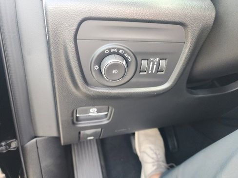 New 2025 Jeep Grand Cherokee L Overland w/ Luxury Tech Group IV image 20