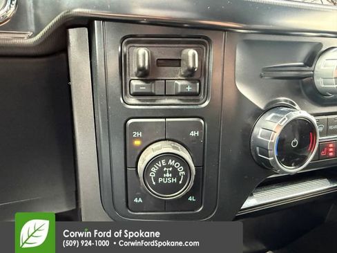 Used 2025 Ford F150 Lariat AWD/4WD image 35