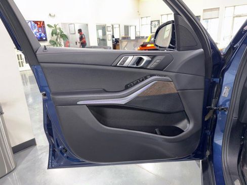 Used 2020 BMW X5 sDrive40i w/ Convenience Package image 44