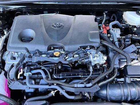 Used 2025 Toyota Camry XSE FWD image 32