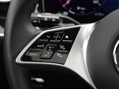 Certified 2026 Mercedes-Benz GLC 300 4MATIC image 24