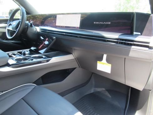 New 2026 Cadillac Escalade Sport w/ Touring Package AWD/4WD image 10