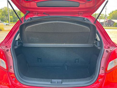 Used 2013 MAZDA MAZDA2 Touring FWD image 31