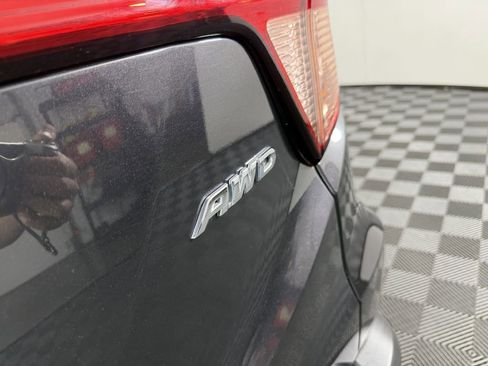 Used 2018 Honda HR-V LX image 10