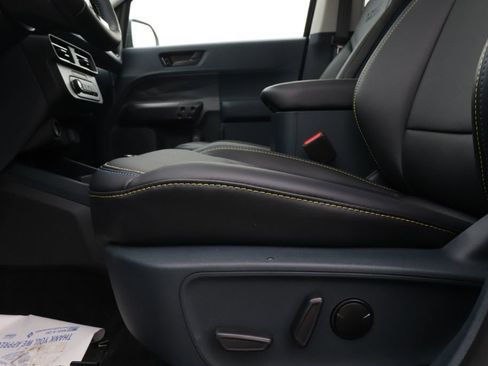 New 2026 Ford Maverick Lobo image 35