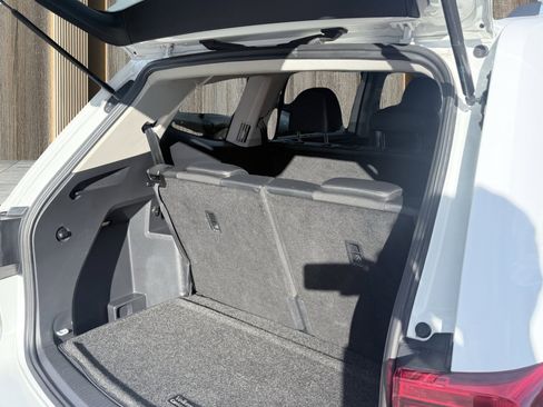 Used 2019 Volkswagen Atlas SE image 16