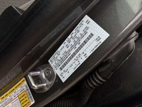 Used 2022 Ford Escape SE w/ Cold Weather Package FWD image 33