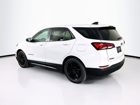 Used 2023 Chevrolet Equinox LS w/ LS Convenience Package FWD image 5