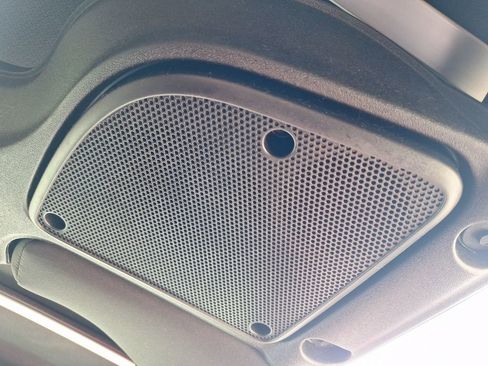 Used 2016 Jeep Wrangler Unlimited Sahara w/ Connectivity Group image 21