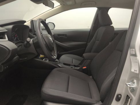 Used 2024 Toyota Corolla LE image 17