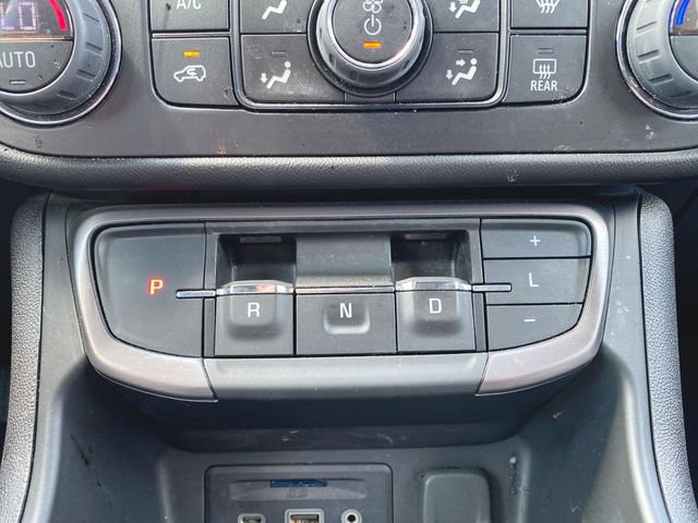 Used 2024 GMC Terrain AT4 AWD/4WD image 15