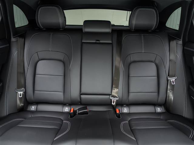 New 2025 Jaguar F-PACE R-Dynamic S AWD/4WD image 18