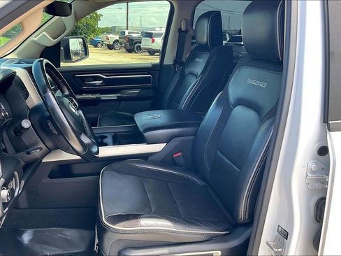 Used 2017 GMC Sierra 1500 SLT w/ All Terrain X Package AWD/4WD image 18