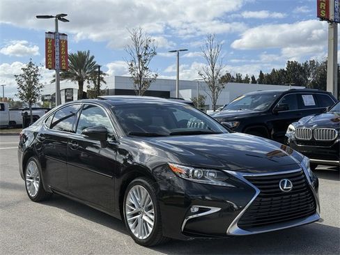 Used 2016 Lexus ES 350 image 4