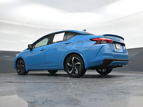 Certified 2025 Nissan Versa SR w/ Electronics Package image 41