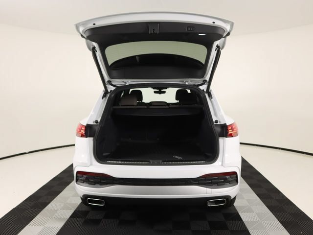 New 2026 Audi Q5 Premium Plus AWD/4WD image 24