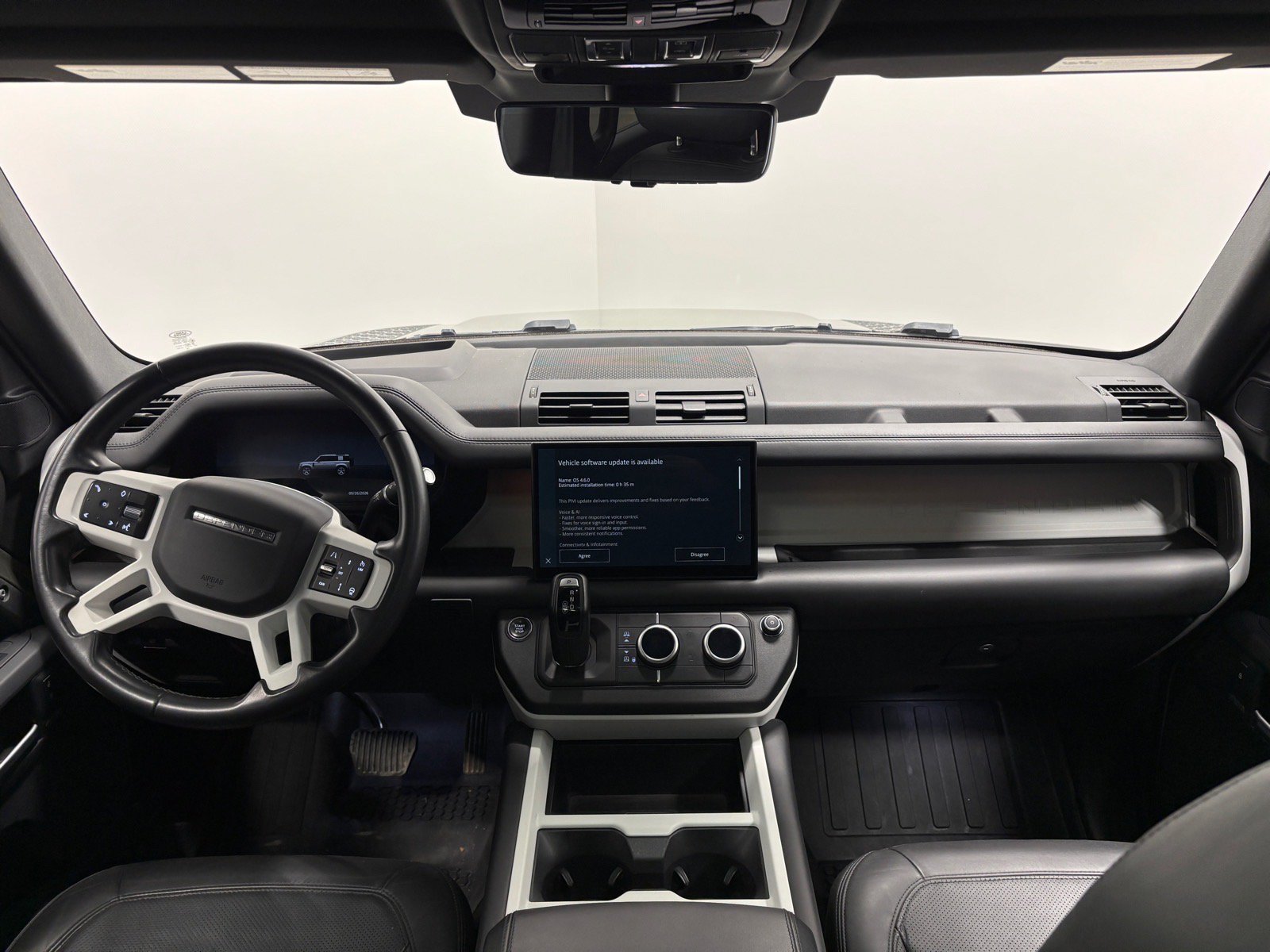 New 2025 Land Rover Defender 110 X-Dynamic SE AWD/4WD image 34