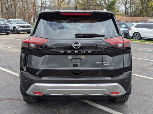 Certified 2022 Nissan Rogue Platinum w/ Head-Up Display Package image 7