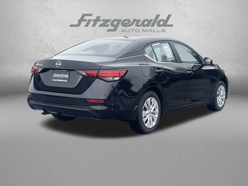 Used 2025 Nissan Sentra S image 7
