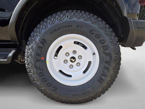 New 2026 Ford Bronco Heritage Edition AWD/4WD image 10