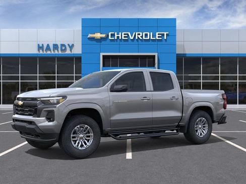 New 2026 Chevrolet Colorado LT w/ LT Convenience Package AWD/4WD image 2