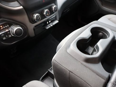 Used 2019 RAM 1500 Big Horn image 23