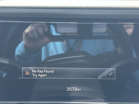 Used 2026 GMC Terrain AT4 w/ Convenience Package III AWD/4WD image 4