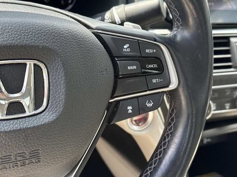 Used 2020 Honda Accord Touring image 29