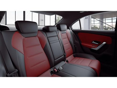 Used 2020 Mercedes-Benz A 220 4MATIC image 5