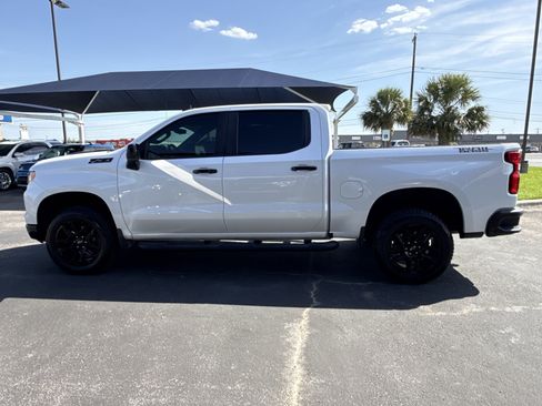 Used 2023 Chevrolet Silverado 1500 LT Trail Boss w/ Protection Package AWD/4WD image 4
