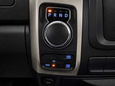Used 2019 RAM 1500 Warlock AWD/4WD image 28