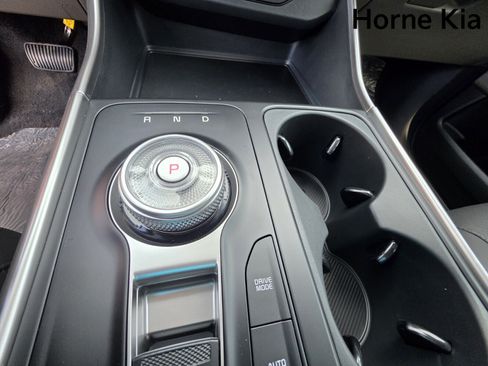 New 2026 Kia Carnival LXS FWD image 19