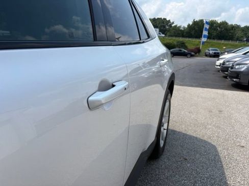 Used 2024 Honda Prologue EX image 19