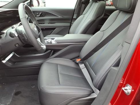 New 2026 Cadillac Lyriq Sport w/ LPO, Floor Liner Package AWD/4WD image 5
