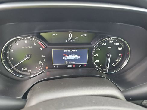 Used 2023 Cadillac CT4 Luxury image 2