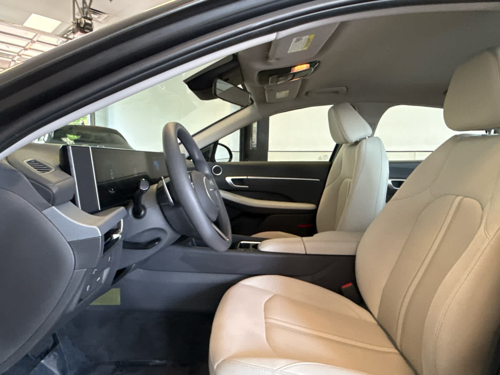 Used 2024 Hyundai Sonata SEL FWD image 11