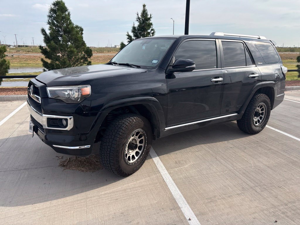 Used 2017 Toyota 4Runner Limited AWD/4WD image 2