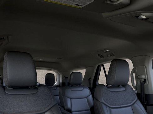 New 2026 Ford Explorer Active w/ Active Comfort Package AWD/4WD image 22