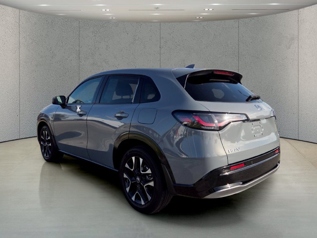 Used 2026 Honda HR-V EX-L image 8