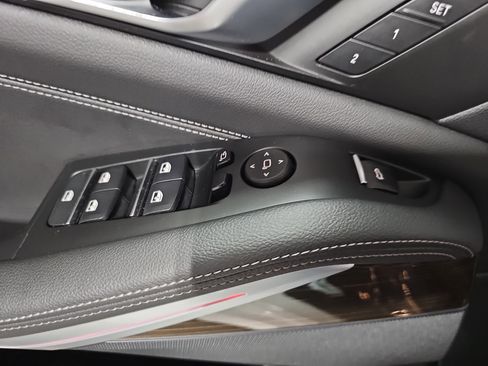 Used 2021 BMW X5 xDrive40i w/ M Sport Package image 30