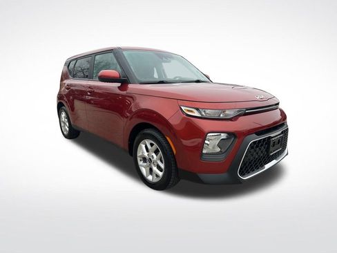 Used 2022 Kia Soul LX w/ Technology Package image 3