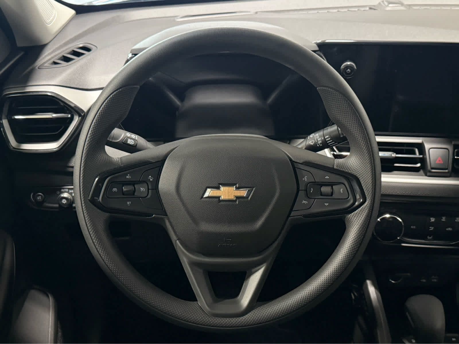 Used 2026 Chevrolet TrailBlazer LS w/ LS Convenience Package AWD/4WD image 15