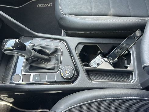 Used 2023 Volkswagen Taos SE image 19